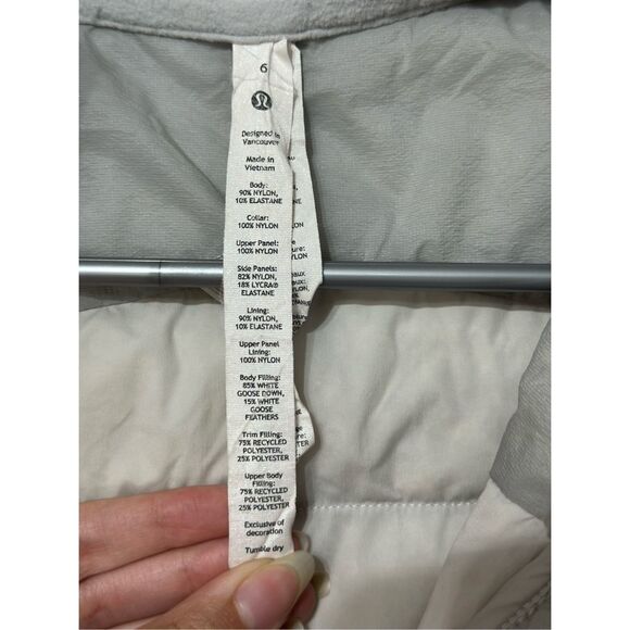 NWOT Lululemon Down For It All Light Ivory Goose Down Puffer Vest Women's 6US - Picture 5 of 10